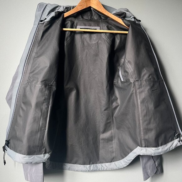 The North Face Women's Dryzzle Rain Jacket in Gray - Picture 3 of 15